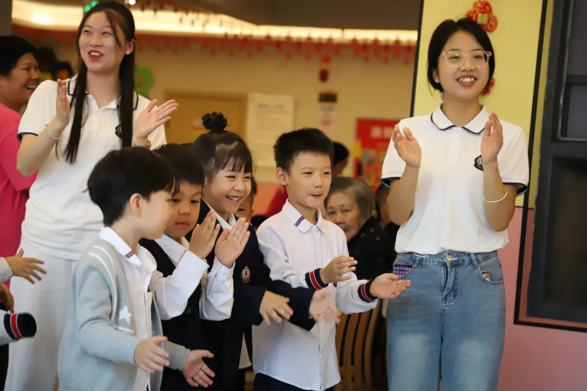 重阳敬老活动实景活动记录 19