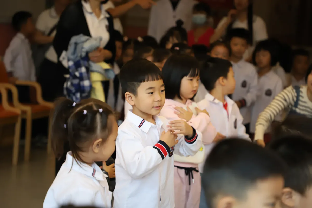 重阳敬老活动实景活动记录 7